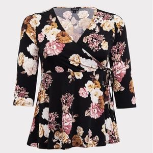 *NWT* BLACK FLORAL STUDIO KNIT WRAP PEPLUM TOP